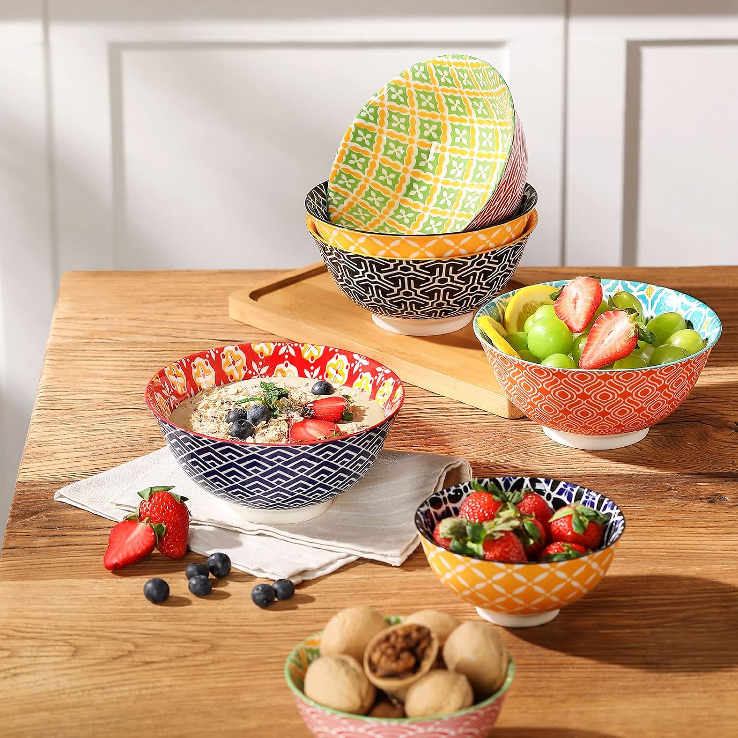 Gift-Boxed Crestiva Colorful Porcelain Bowl Set